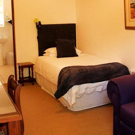 Fynbos Guest House Riversdale Exterior foto